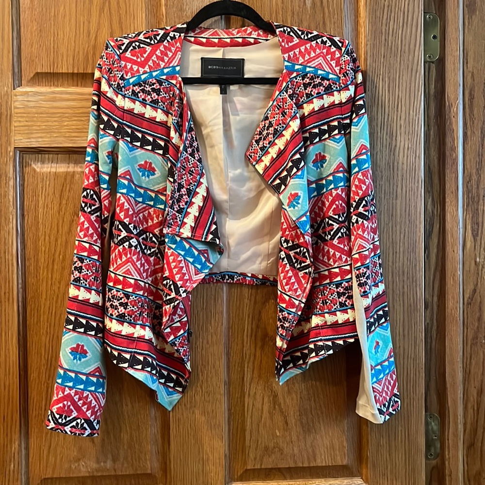 BCBGMaxAzria blazer size Small